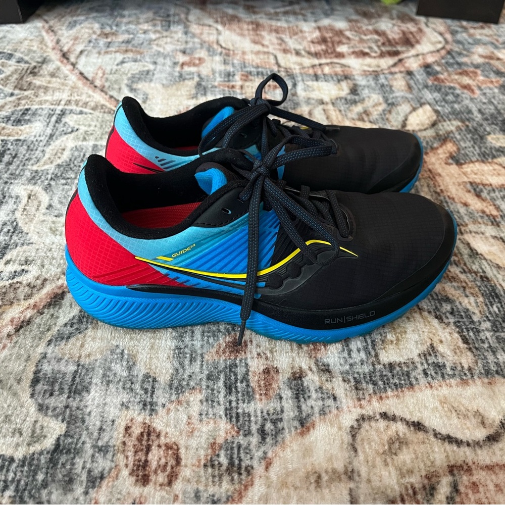 Saucony Guide 14 Runshield Women’s 7
